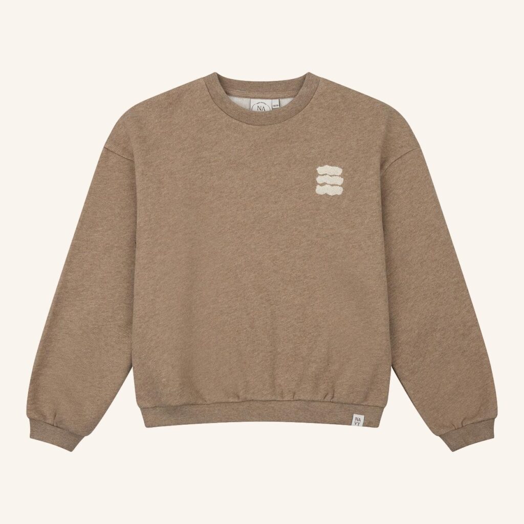 Oversized sweater waves light brown