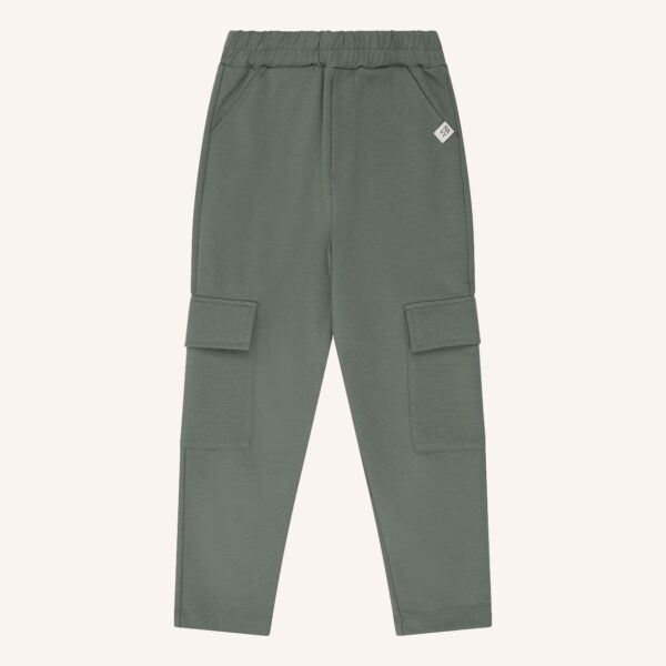 Pantalones chinos verdes con bolsillos