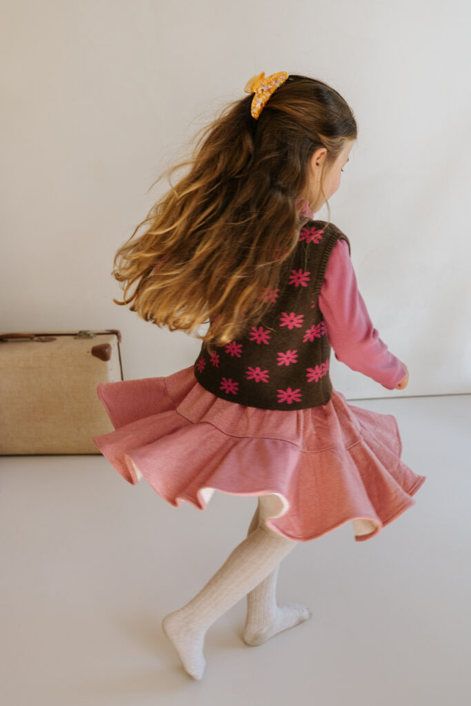 Faith skirt red violet glitter