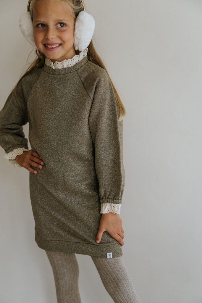 Jackie-Kleid, glitzernd, braun