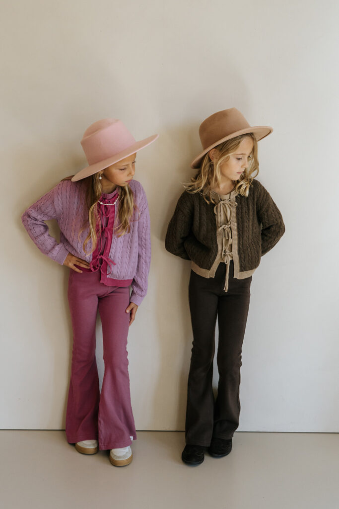 Mikki Bow-Jacke, gestrickt, lila