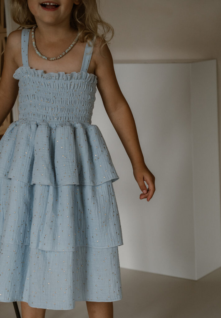 Ruffle dress blue & gold