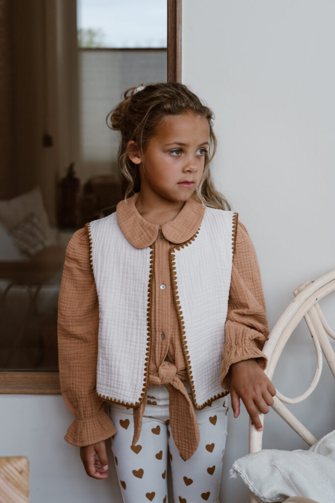 Mikki gillet almond mousseline