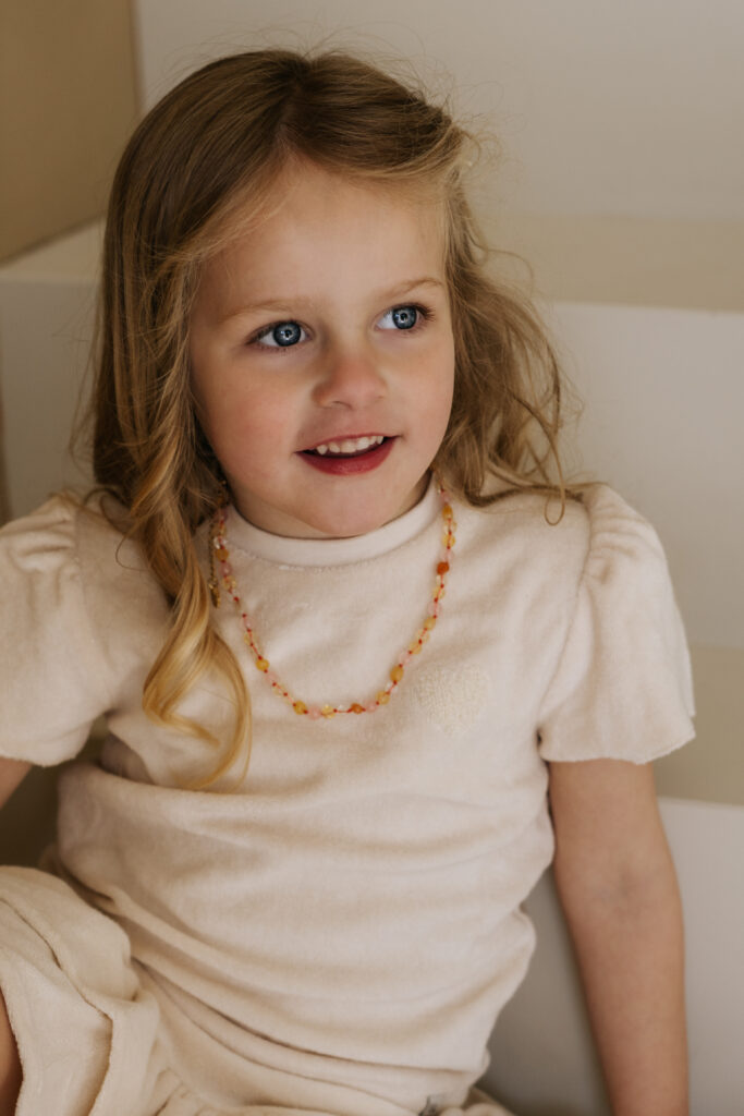 Ruffle t-shirt almond badstof