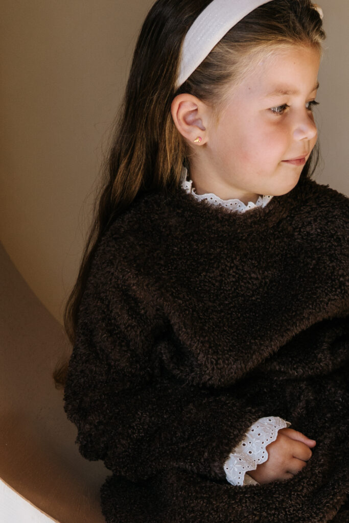 Jersey «Jackie» con bordado, marrón, estilo teddy