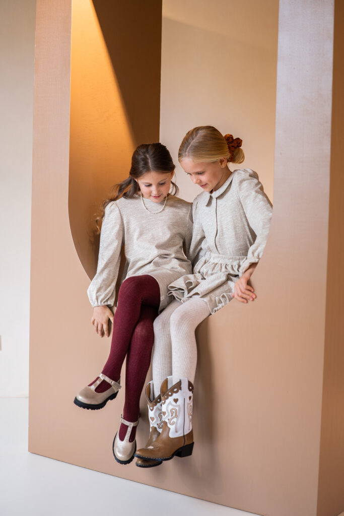 Fabienne dress zand glitter