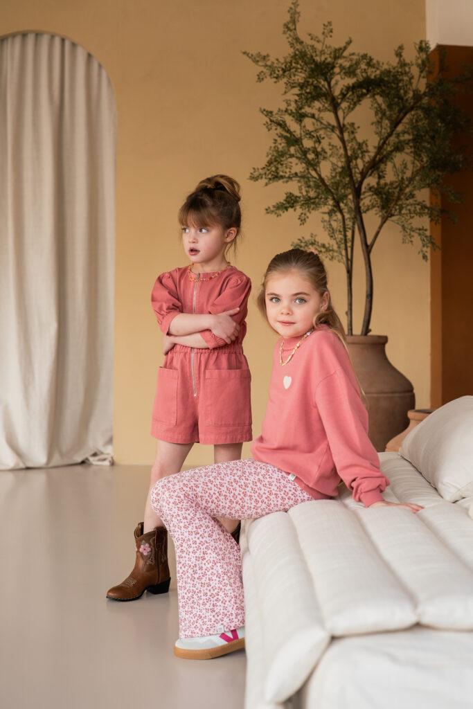 Sweater dusty rose heart