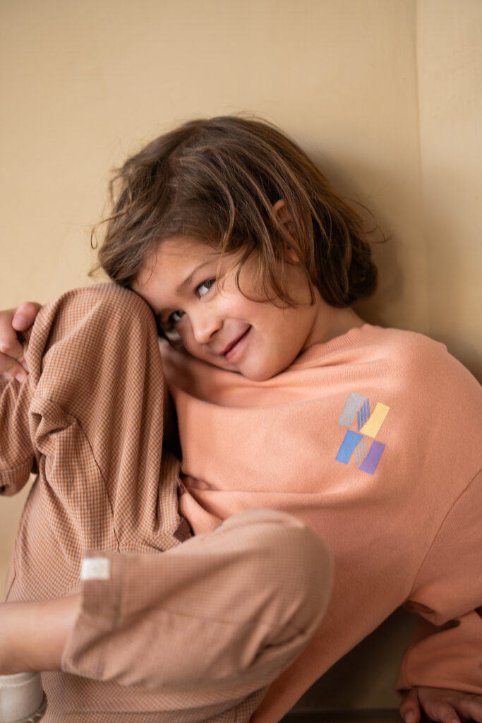 Oversized sweater peach NN