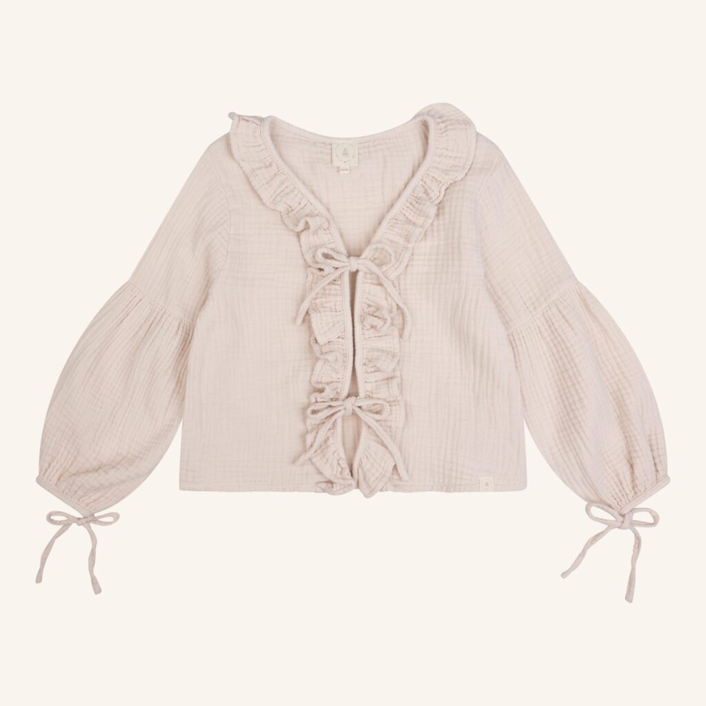 Maud blouse almond