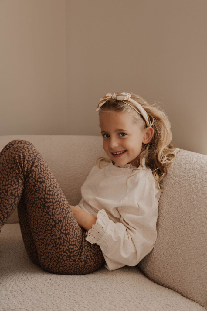 Leggings marrones con estampado de leopardo